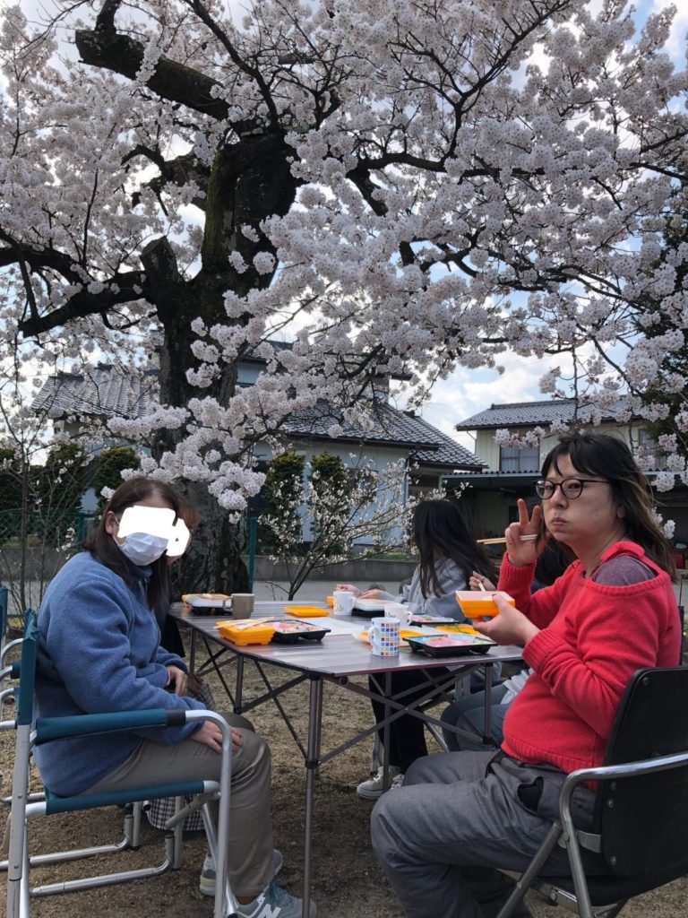 春は足早に過ぎていきました…。